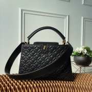 LV Capucines Monogram handbag 31CM Black - 1