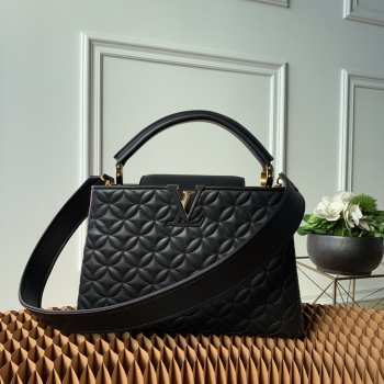 LV Capucines Monogram handbag 31CM Black