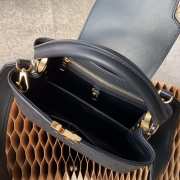 LV Capucines Monogram handbag 27CM Black - 5