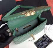 Chanel 19 Lambskin Waist Bag Green 17cm - 3