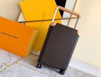 Louis Vuitton HORIZON Luggage M23203