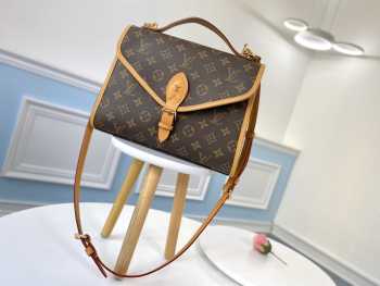 LV Ivy Monogram Canvas Handbags 29cm