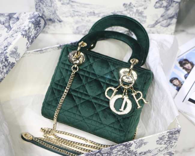 Lady Dior Mini Bag 17cm Green - 1