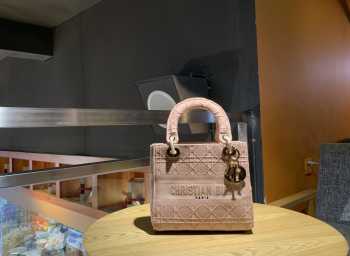 Christian Dior bag 24cm Pink