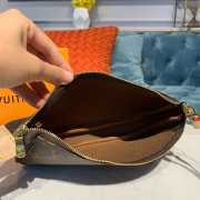 LV POCHETTE ACCESSOIRES 03 - 5