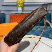 LV POCHETTE ACCESSOIRES 04 - 5