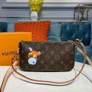 LV POCHETTE ACCESSOIRES 04 - 6