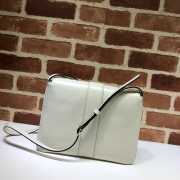 Gucci Arli Medium Shoulder Bag White - 2