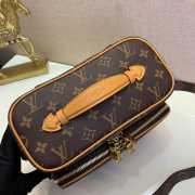 Louis Vuitton Monogram Cosmetic Bag M44937 002 - 4