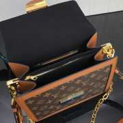 Louis Vuitton Dauphine MM Bag 001 - 4