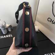 Chanel Hobo Handbag A57573 20cm - 5