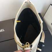 Chanel Hobo Handbag A57573 white 29cm - 5