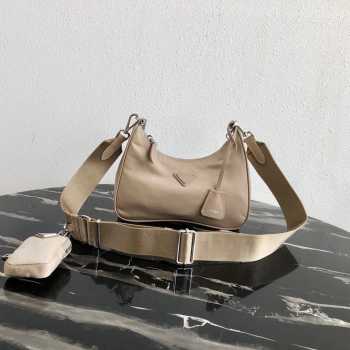 Prada Nylon Hobo Bag 22cm 002