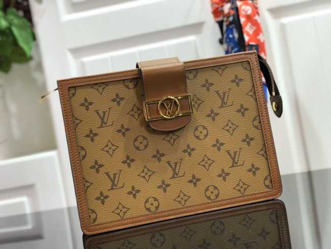 LV Handbag M44178 - 1