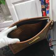 LV Handbag M44178 - 4