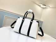 Louis Vuitton Twist Tote M55613 White - 3