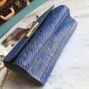 Louis Vuitton Twist MM Handbag - 4