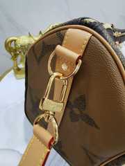 Louis Vuitton Monogram Keepall 50 - 4