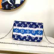 Louis Vuitton Pochette Double Zip Bag M69124 - 6