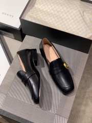 Gucci Women Loafers Shoes 012 - 6