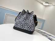 Louis Vuitton M57154 NOE BB Black - 2