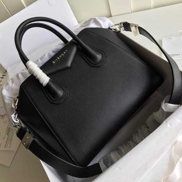 Givenchy Antigona Bag Small - 1