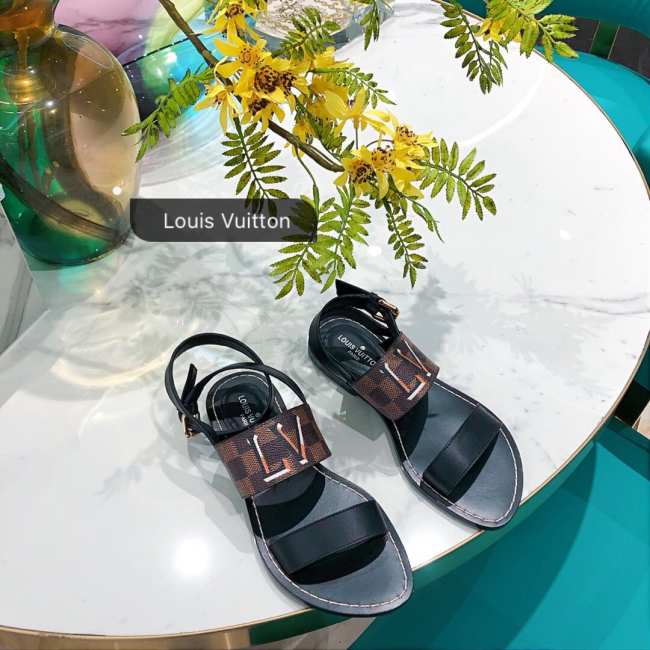 Louis Vuitton Sandals 001 - 1