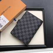 LV MEDIUM RING AGENDA COVER 002 - 3