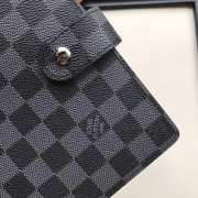 LV MEDIUM RING AGENDA COVER 002 - 5