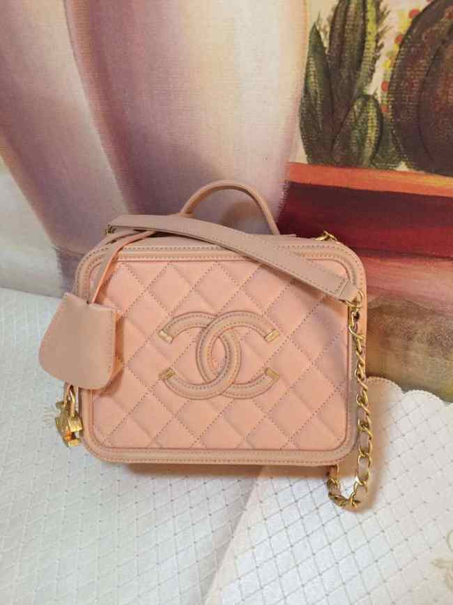 Chanel Medium Caviar Vanity Bag 21cm Pink - 1