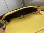 Fendi Baguette Bag 26cm yellow - 6