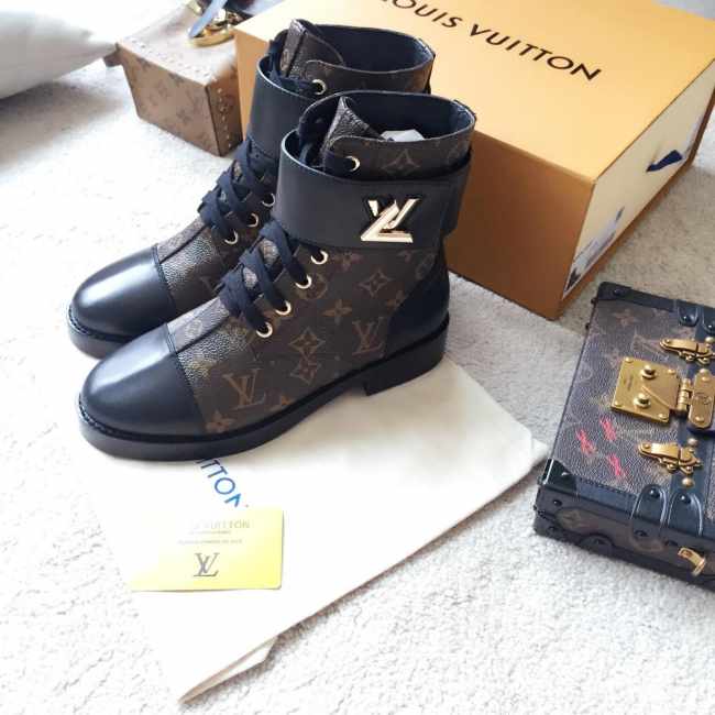 Louis Vuitton Boots 001 - 1