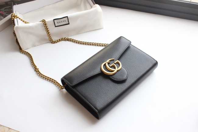 Gucci Chain Shoulder Bag 20cm - 1