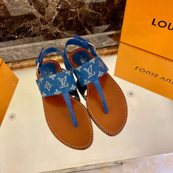 Louis Vuitton Sandals 012