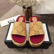 	 Gucci Sandals 011 - 1