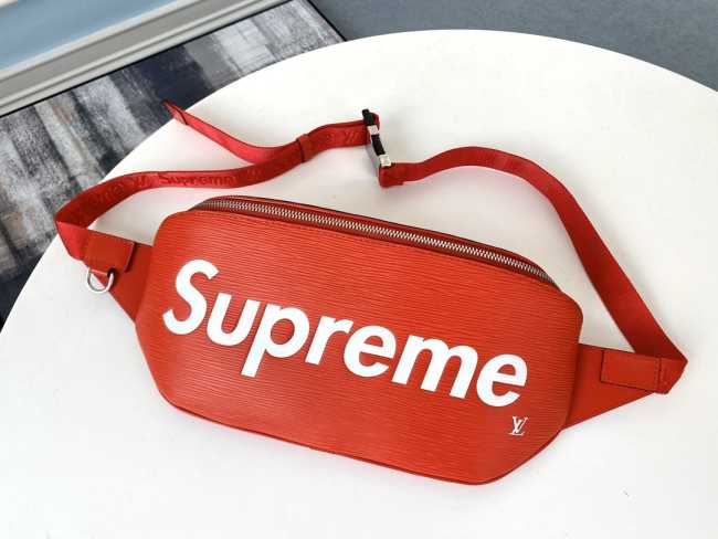 Louis Vuitton Supreme M41810 Red - 1