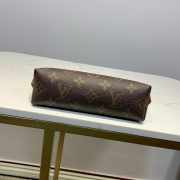 LV M41114 mini Monogram Makeup bag - 2