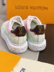 Louis Vuitton Sneakers 002 - 3