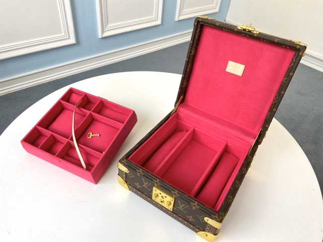 Louis Vuitton Cotteville Travel Box Rose Red - 1