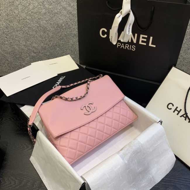 Chanel Caviar Handbag Pink 32cm - 1