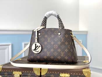 Louis Vuitton Montaigne BB Monogram M45311