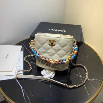 Chanel Bucket bag 18cm White