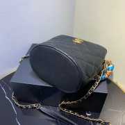 Chanel Bucket bag 18cm Black - 2