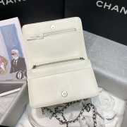 Chanel WOC Bag white 19cm  - 2