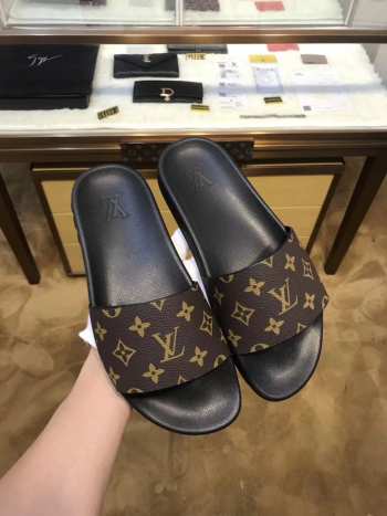 Louis Vuitton Slipper 004