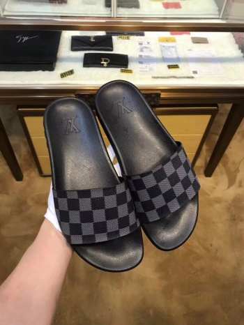 Louis Vuitton Slipper 006