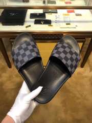 Louis Vuitton Slipper 006 - 3