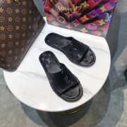 Louis Vuitton Slipper 010 - 1