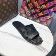 Louis Vuitton Slipper 010 - 5