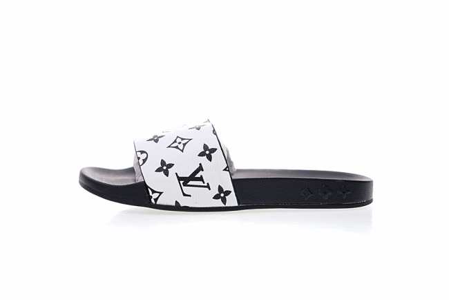 Louis Vuitton Slipper 013 - 1